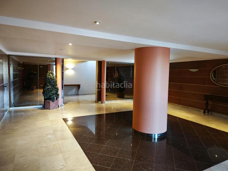 Foto 01b884c0-a417-41aa-9ff1-c4f266f44d3f. Rent office space with heating in Quart