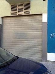 Local Comercial  Ramon turró. Local amb sortida de fums