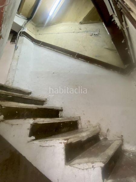 Foto e115a300-faad-4961-8ffb-4599f4077664. Local comercial a El Clot Barcelona