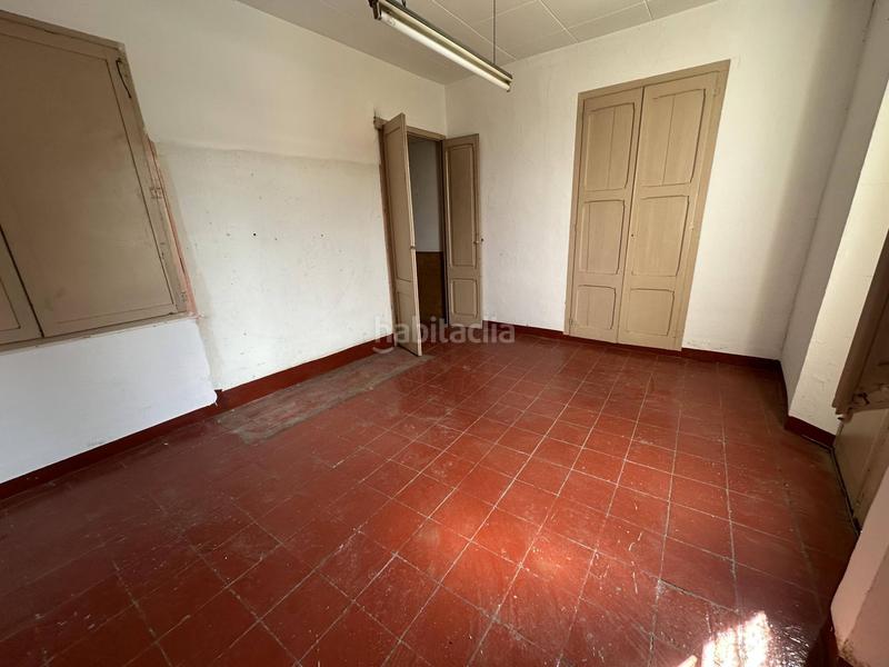 Foto 2401f57f-9709-47ba-b5c1-a343ae86036e. Casa adossada a Llagostera