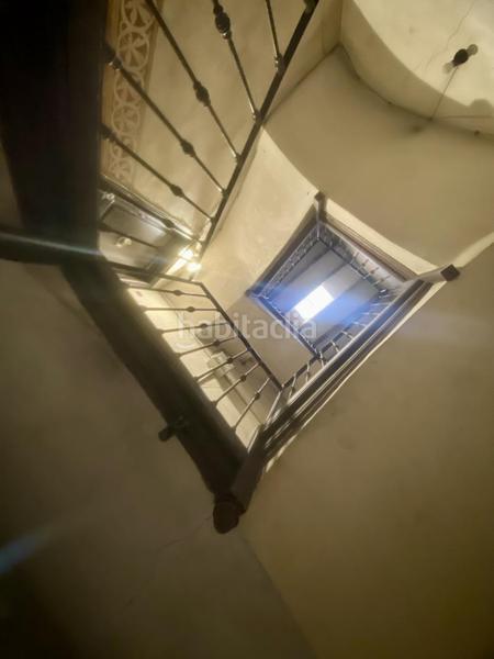 Foto e71c2ef4-473d-4ec0-b996-93f6af4645f0. Edifici a de margarit 41 a El Poble Sec - Parc de Montjuïc Barcelona