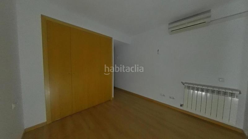Foto 4f09cca2-6031-4669-9bb1-94992af6d55a. Pis amb calefacció a Eixample Sud-Migdia Girona
