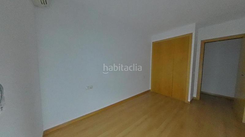 Foto 9158a505-d2c1-41bc-8364-73db10d48e58. Pis amb calefacció a Eixample Sud-Migdia Girona