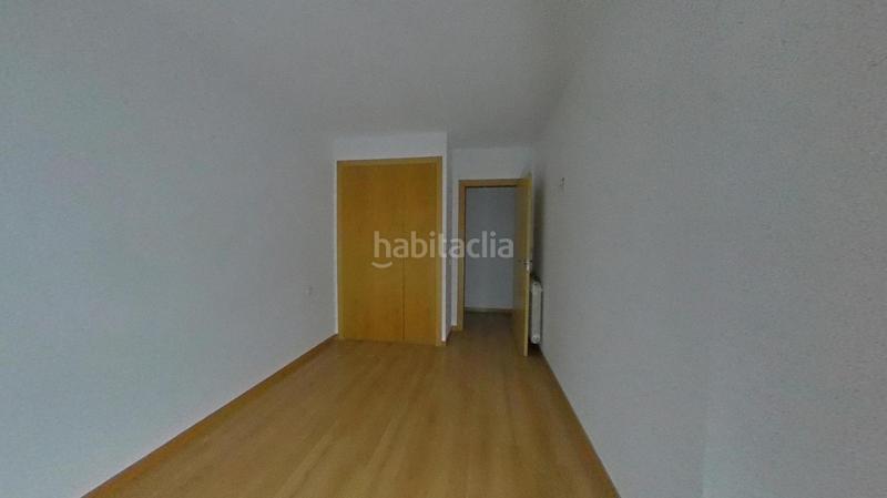 Foto e0f70c2f-5294-4ff7-bba3-30a76c37b563. Pis amb calefacció a Eixample Sud-Migdia Girona