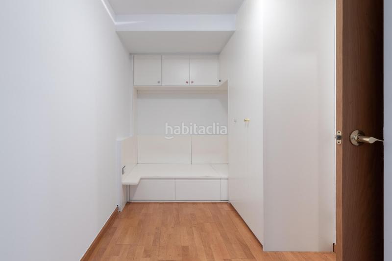 Foto 5ffa09a8-433f-4c53-8c82-bc07953337ac. Piso encanto, luz y funcionalidad en pleno corazón histórico! en Barcelona
