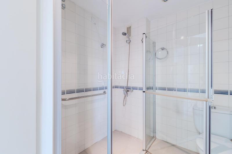 Foto 44a22f1f-9c38-455e-8778-fcdd7583bf27. Apartamento pis per a majors de 55 anys. edifici adorea en Girona