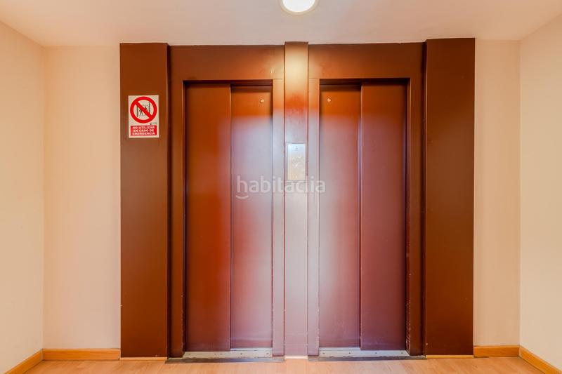 Foto 83b54f89-a49d-4105-948f-770230cec2b6. Apartamento pis per a majors de 55 anys. edifici adorea en Girona