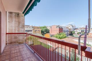 Piso  De la rutlla. Acogedor piso con balcón