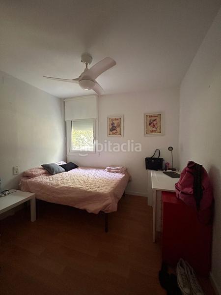 Foto 2bffa4cd-7855-4da4-995e-718d9d63391b. Piso  con balcón y párquind en Palau Girona