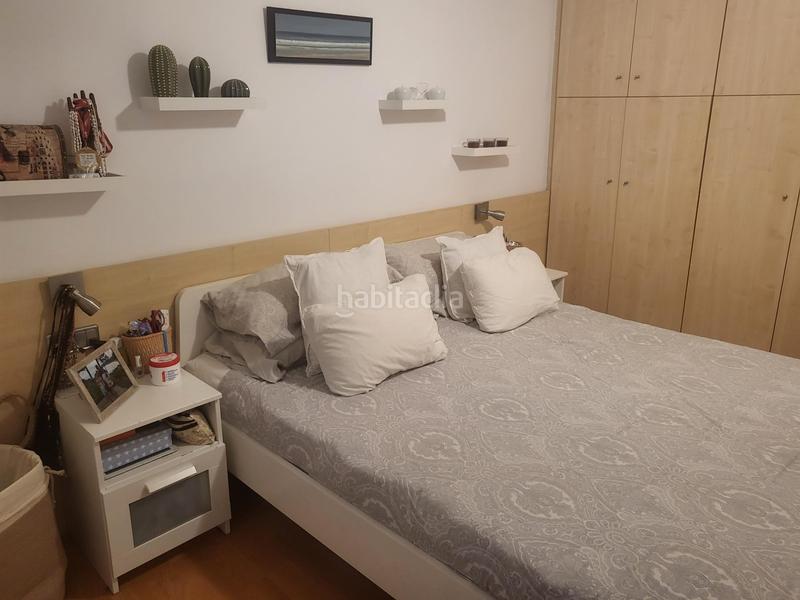 Foto aaa83080-a898-459d-95b6-85d5f67b90c1. Piso  con balcón y párquind en Palau Girona