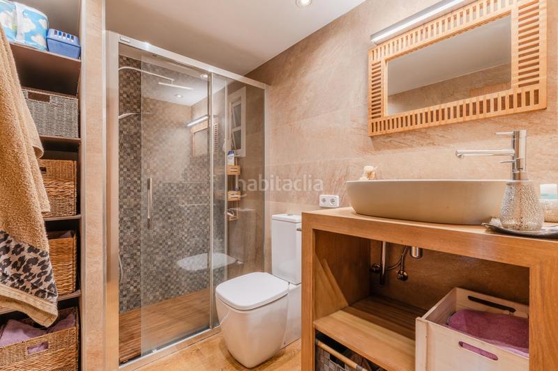 Foto 0af51577-fb27-4f2b-a17b-f9e83f674eb3. Piso  en venta a en Eixample Sud-Migdia Girona