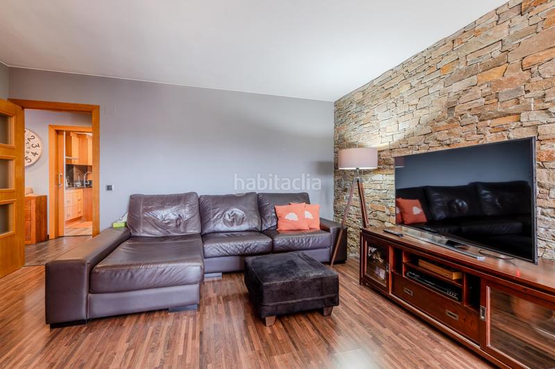 Foto 689e57bd-7e0d-49e0-bcda-97917fd1f5ad. Piso  en venta a en Eixample Sud-Migdia Girona