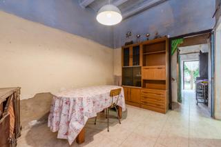 Masia a Cass de la Selva. Casa adosada con enorme potencial en cass de la selva!