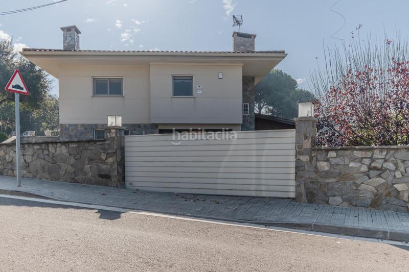 Foto 2328fc65-705c-4f3f-808c-0a63c4f467f6. Casa  con jardín en Caldes de Malavella