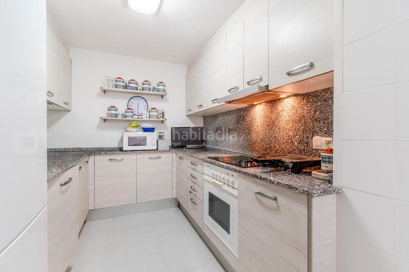 Foto 06a55f8d-0329-4ad8-a235-0ad22911348a. Appartement avec parking dans Centre Salt