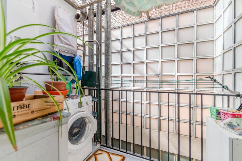 Foto afe4fb45-d78b-4d72-9e0a-e14f570709ba. Appartement avec parking dans Centre Salt