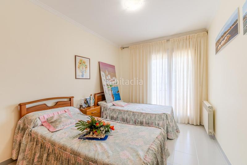 Foto ecc28be6-d1a7-4d83-94d5-63f1761bbd29. Appartement avec parking dans Centre Salt