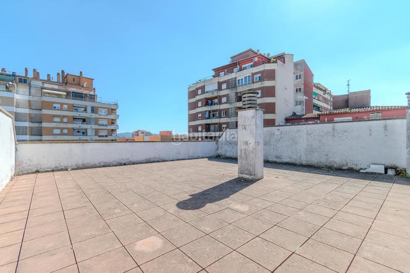 Foto fd9dceeb-6784-47da-8477-6dd4d9992366. Appartement avec parking dans Centre Salt