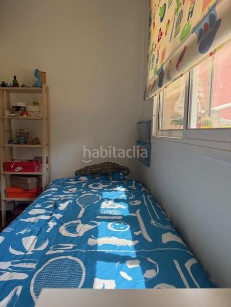 Foto 98e83798-ee97-48ce-b3fe-743d2a763514. Maison jumelée avec chauffage parking piscine dans Torre Baró Barcelona