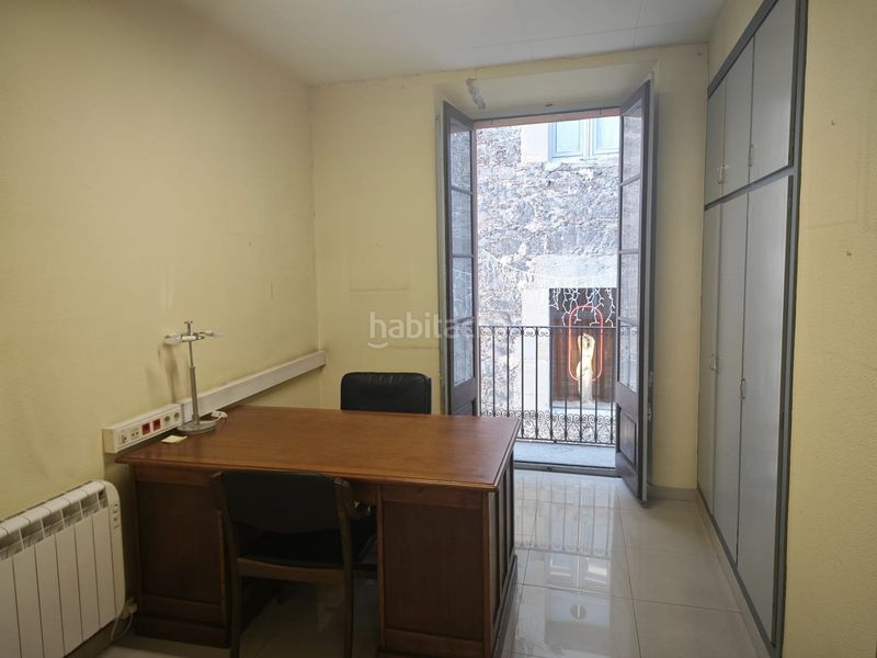 Foto 4d4f58df-eefa-406d-bcf0-6b463831b963. Piso en Olot