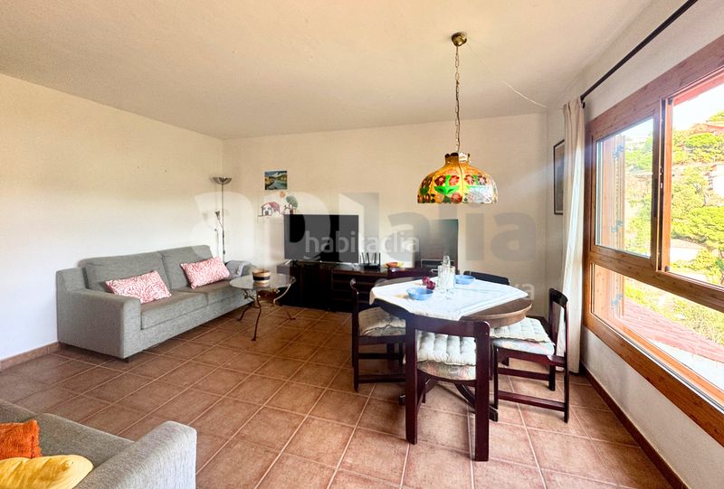 Foto 04fd176b-c0ac-4cc4-8f09-b32029bde2ec. Apartament amb aparcament a Canyelles Lloret de Mar