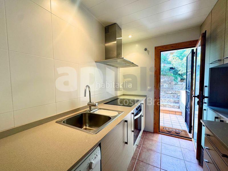 Foto ef2fa9e5-9b12-485f-8592-816c38be10f4. Apartament amb aparcament a Canyelles Lloret de Mar