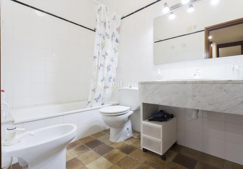 Foto 5c7de409-df55-4e83-8be5-450fc8d18170. Bauernhof mit heizung parking pool in Anglès