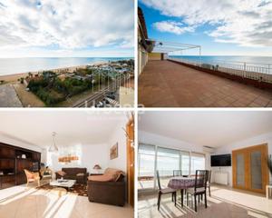 Attique à Poblenou. Espectacular ático de 200 m2 en pineda de mar!