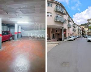 Aparcament cotxe a Urbanitzacions. Plaza de parking para 3 o 4 coches!!!