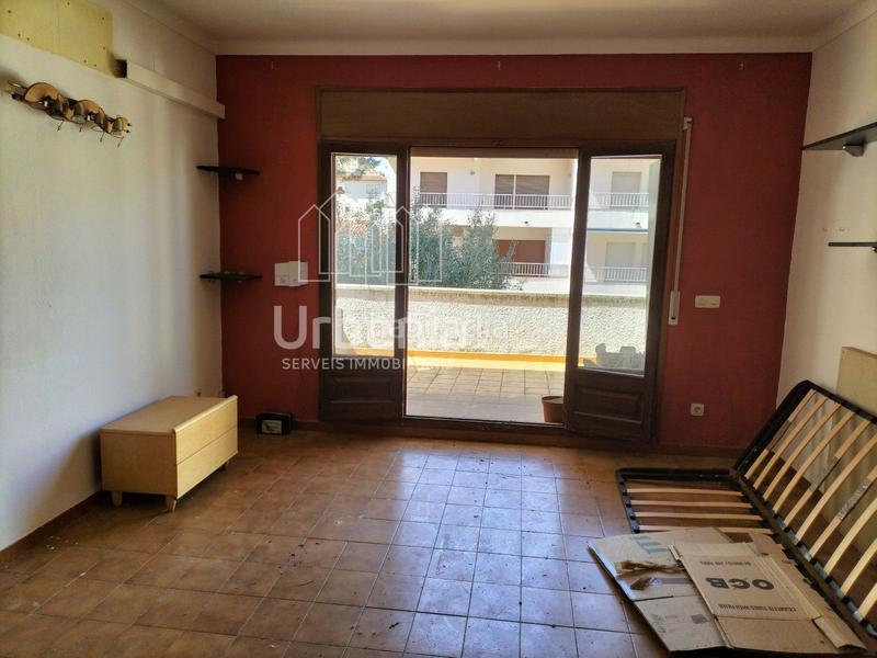 Foto 33a993e2-17ef-4edb-930a-7da8a8bf26d6. Piso  en lescala. en Port - La Clota - Puig Sec Escala (L´)