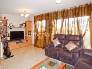 Pis a Calella. Triplex en venta en calella.