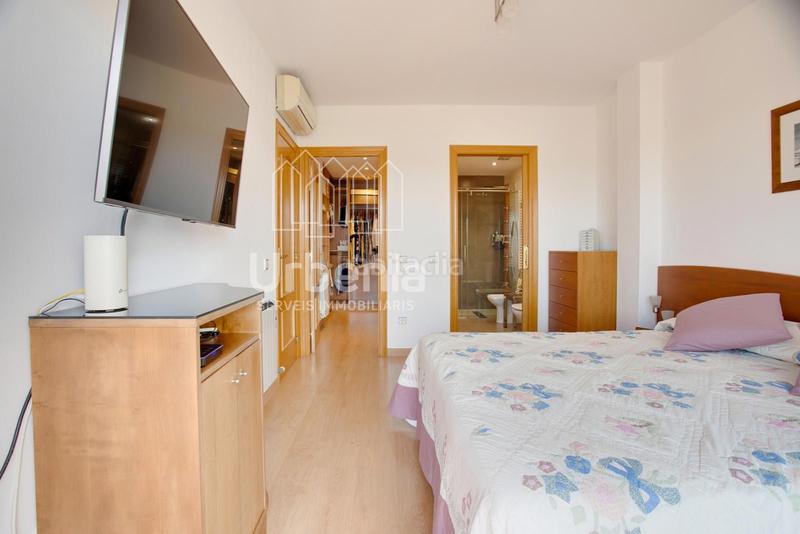 Foto 1a4cb6e0-0d22-424a-ace0-f6d6b3891cd2. Casa amb calefacció aparcament a Les Creus Pineda de Mar