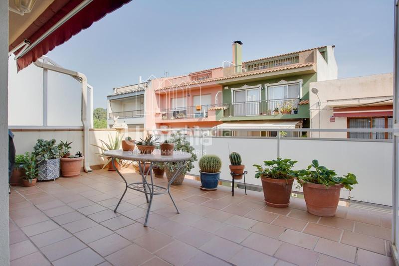 Foto 81e14e54-3681-4d18-8226-35ae797230be. Casa amb calefacció aparcament a Les Creus Pineda de Mar