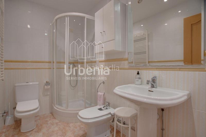 Foto f320fafe-bcbb-4383-ac08-61f6a6851673. Casa amb calefacció aparcament a Les Creus Pineda de Mar