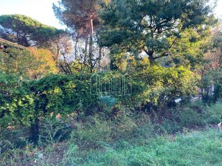 Terreno residencial en Vilanova del Vallès. Parcela en vilanova del valles, luz, agua y gas.