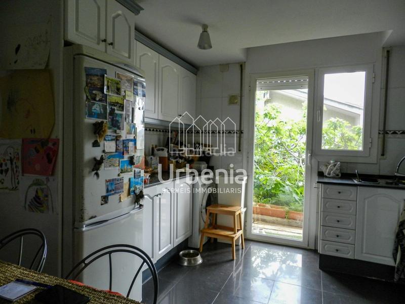 Foto 9a720a9d-1763-4fb3-82ea-72b7cbaeb594. Haus mit heizung parking in Òrrius