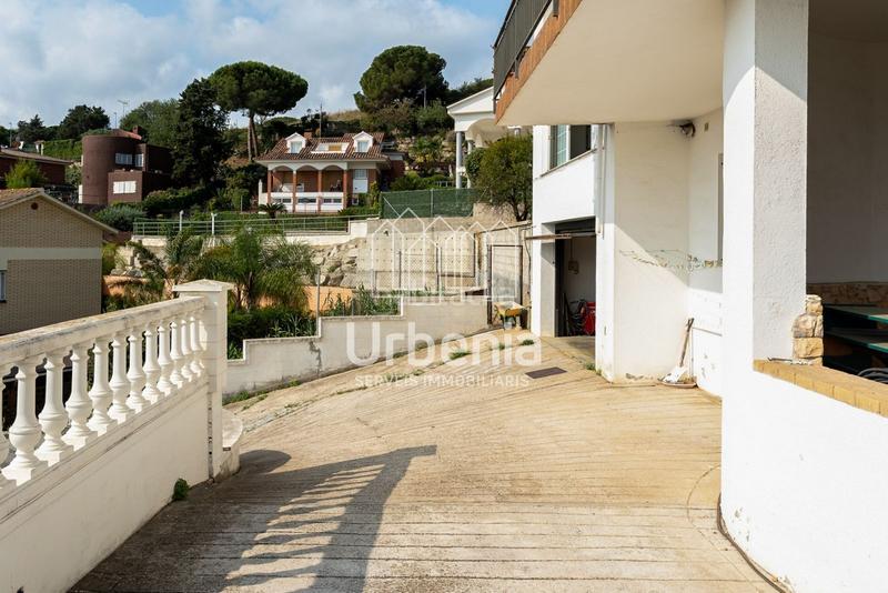 Foto 01f0505d-0fee-4902-b573-d133f2d30215. Casa amb calefacció aparcament piscina a Urbanitzacions Arenys de Mar