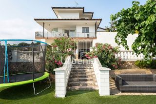 Casa a Urbanitzacions. Casa con grandes vistas al mar!!!