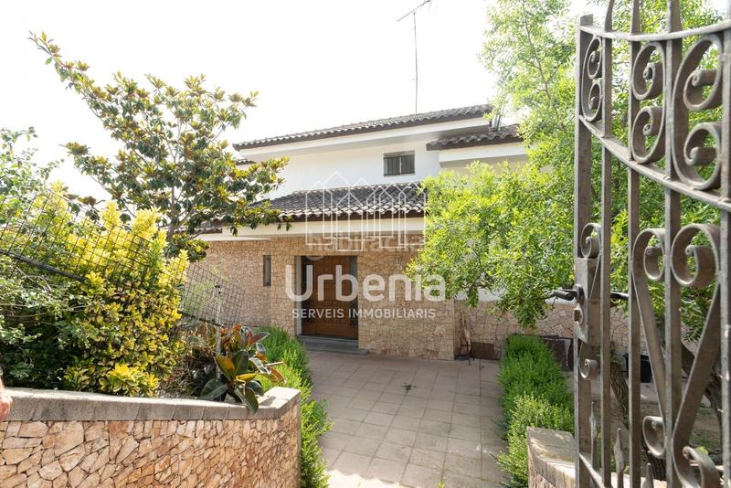 Foto 8e79fabc-b233-430b-9b53-e3ffe6f278cf. Casa amb calefacció aparcament piscina a Urbanitzacions Arenys de Mar