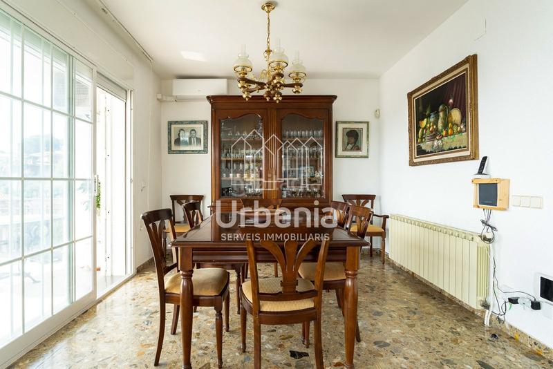 Foto ec4fe272-8ae9-4402-9ecb-0e6ebbbc56bb. Casa amb calefacció aparcament piscina a Urbanitzacions Arenys de Mar