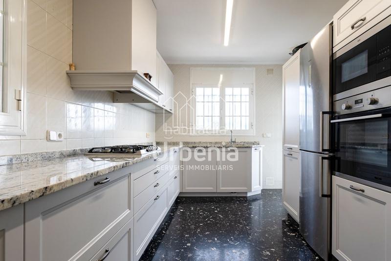 Foto f422f2bb-5618-4a77-b2b7-112d402cb3ef. Casa amb calefacció aparcament piscina a Urbanitzacions Arenys de Mar