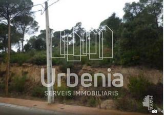 Terrain résidentiel à Sant Pere. Solar urbano residencial en urbanización ágora park de tordera