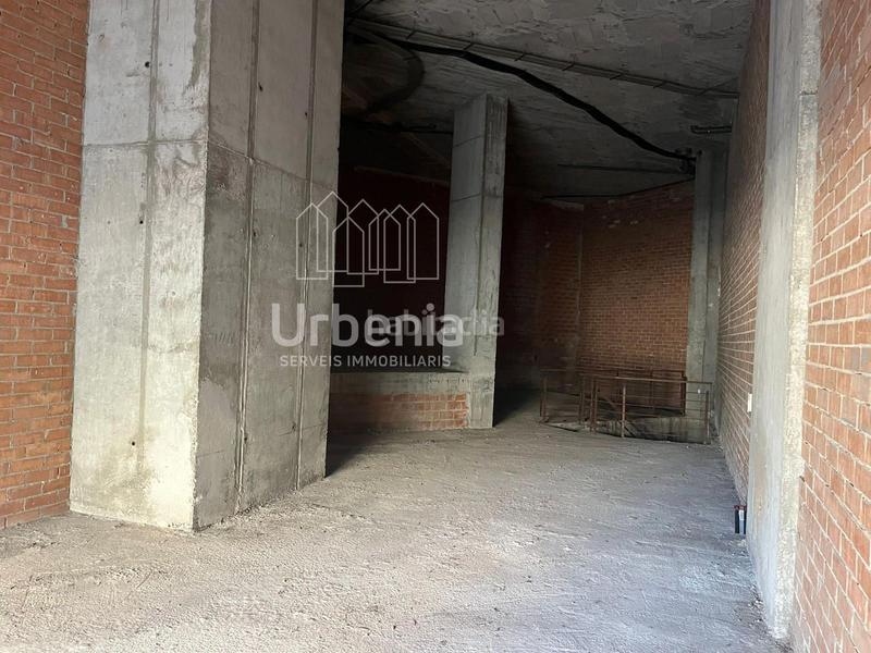 Foto 505d6c50-0492-4fb5-8bad-51830faa1482. Local comercial  y con 190 m2. en Mataró