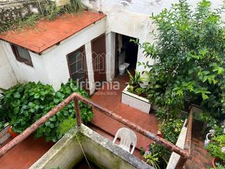 Casa adossada a Canet de Mar. Oportunidad en canet de mar. casa de pueblo para reformar en una