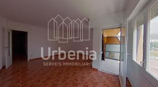 Appartement à Poblenou. Piso en venta okupado