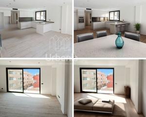 Dúplex a Centre. Obra nueva, en calle del carme.
