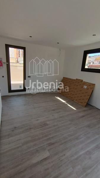 Foto aa3a04d9-d2d7-4c37-9176-a8189058f233. Dúplex obra nueva, en calle del carme. en Centre Mataró