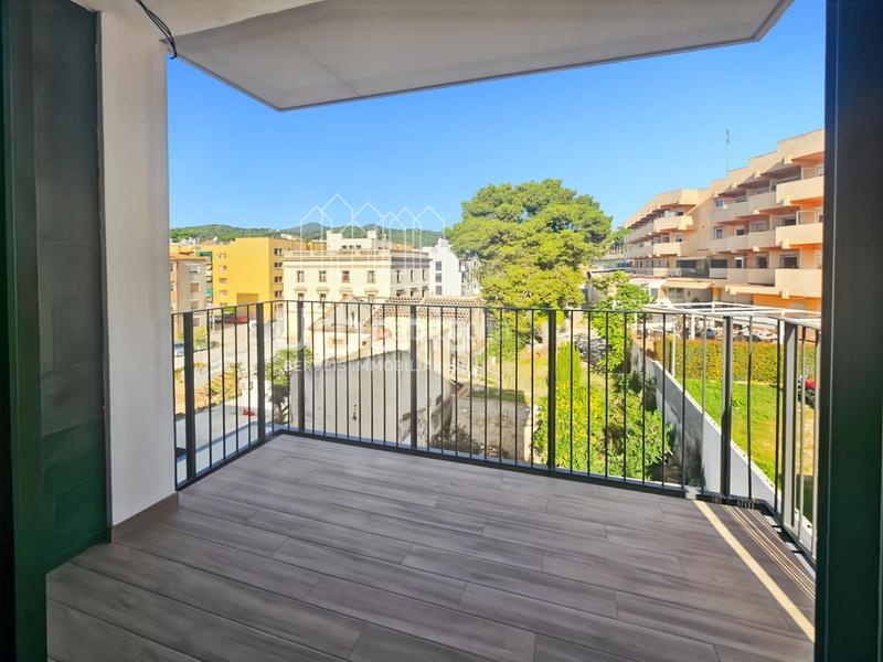 Foto 176fa52b-7653-40d4-b492-84978dd5c73c. Duplex con riscaldamento parcheggio piscina in Zona alta Arenys de Mar