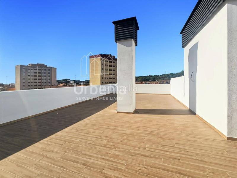 Foto 4dc7e81f-95e8-401d-8313-c41d694a6bf8. Duplex con riscaldamento parcheggio piscina in Zona alta Arenys de Mar