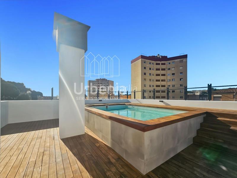 Foto 7810cab8-11a6-4c9e-a926-cf617da41ad9. Duplex con riscaldamento parcheggio piscina in Zona alta Arenys de Mar